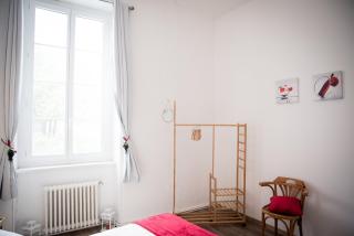 Qualys Vignoble parking, square view, close to city - 2