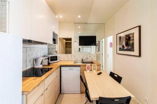 3 Bedrooms and Premium Location in Chiado - 9