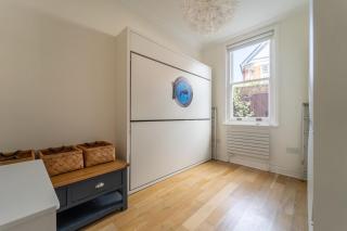 Stunning Garden Apartment Close To Branksome Beach - Canford Cliffs - 2