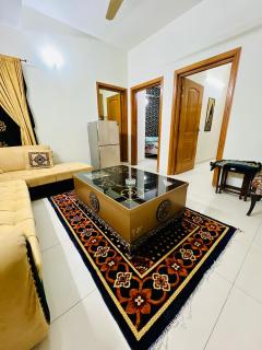 2 BEDROOM Designer Apartment For Families - Islamabad - 6