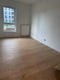 Apartament - - 4