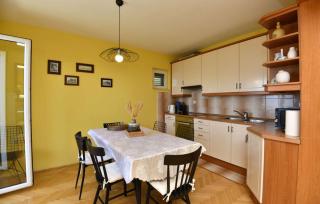 Apartman Marina - Makarska by Villas Guide - Makar - 1