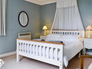 The Garden Cottage - 5