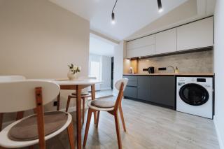 Quiet & Cozy 1BR Steps from Shopping Mall - Chişinău - 2
