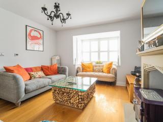 Ashby House - 9