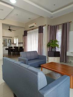 Ateh Homestay - Sepang - 9