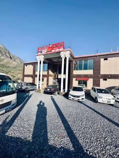 Eagle Resort Hotel and Restaurant - Nārān - 0