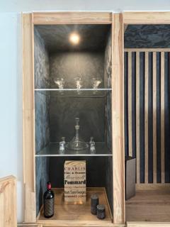 Bella Vista Top Floor Apartment - 4