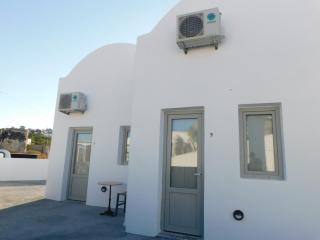 Fira Village Rooms - Fira - 2