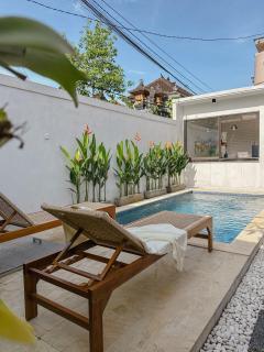 Tranquil 2BR Villa with Pool - 9