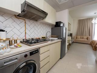 Brand New High Floor Studio in Midtown Dubai - 1