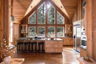 Forrest Lodge Large Private Luxury w Hot Tub - Rhododendron - 5