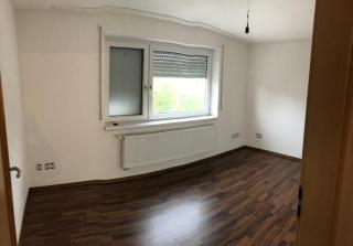 Royale Business Suite with 4 Bedrooms & Parkplatz & Balkon, All Beds in large Size 120cm Netflix Premium, zentral zu Audi und Schwarz Gruppe - 6