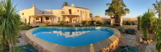Charming villa with private pool - 9
