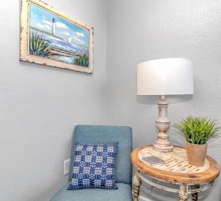 Tranquil 1 Bedroom Oceanfront Condo! Sea Watch 1114 - Myrtle Beach - 5