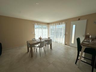 Maison lumineuse et calme à Redessan - 3