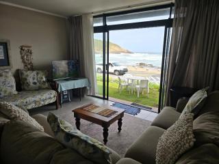 Smalstaan Downstairs in Herold's Bay - 8