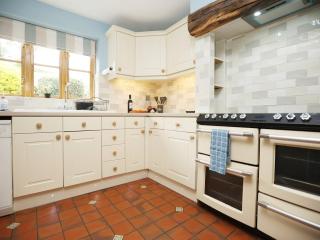 Elegant 5 Bed - Private Parking - Contractors Deal-Free WiFi - North Newton - 6