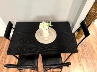 Cozy 1BR Retreat Near Transit, Dining And Parking - 5