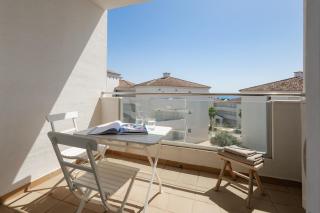 Small Oasis 2 BD Apartment with Sea View - 0