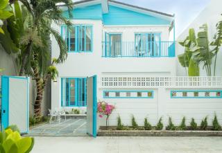 ETSY BLUE Pool Villa 4 Minute Walk to Beach Pickup Service included - 0