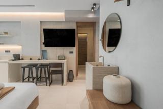 The Hospi Living Stalida Suite with Jacuzzi 2 - Stalís - 9