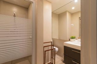 Charm and Comfort, Apartment in the Heart of Chiado - 5