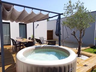 Zéphyr - Maison 3 Chambres avec jacuzzi - Proche aéroport et Nantes - 9