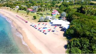The Unique Beachfront Lighthouse - Cotton Ground - 9