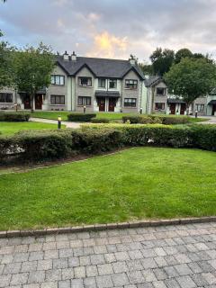 Lough Rinn - Mac Raghnaill Court - Rivers Town - 8