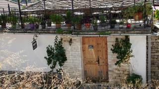 Trigona Guest House & Hostel - Gjirokastër - 6