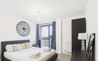 Modern 2-Bed, 2-Bath Apartment in Central Ashford - Ashford - 5
