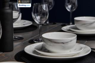 Modern 4Bedroom House By Homebird Property Management Short Lets & Serviced Accommodation Leeds With Private Parking & Garden - 8