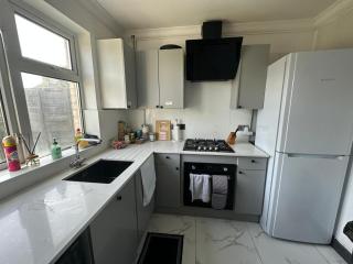 Southampton Cruise Park & Stay House - Southampton - 2