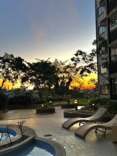 Tagaytay Staycation with Great Location - 4