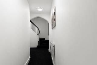 Credit Corner Studio - Brierley Hill - 6