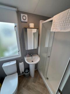 Seaview Holiday Park - Reception End - 7