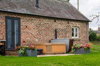 Bolesworth Bothy - Tattenhall - 9
