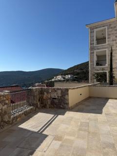 One Bedroom Waterfront Apartment - 3