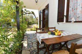 Holiday Home in Golden Beach 2 - 4