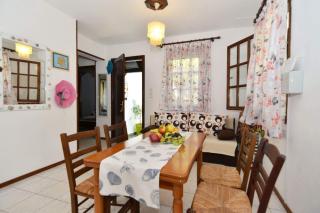 Holiday Home in Golden Beach 2 - 1
