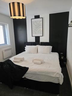 1 BR- Central - Free Parking - Limited - WiFi - - 9