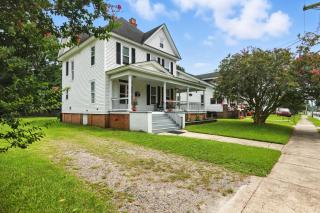 Historic Elegance in the Heart of Elizabeth City home - Elizabeth City - 4