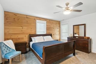 Historic Elegance in the Heart of Elizabeth City home - 3