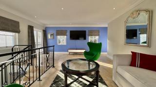 Casa Nubia Villa with Pool - Somerset West - 4