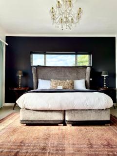 Royal Library Room - Mossel Bay - 8