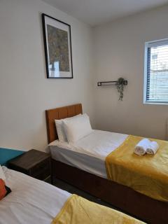 Modern 2BR - Apartment -City Central - Parking - WiFi - 4