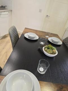 Modern 2BR - Apartment -City Central - Parking - WiFi - - 6