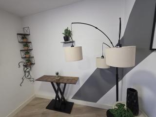 Modern 2BR - Apartment -City Central - Parking - WiFi - 7