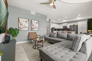 3 Bedrooms 2 Bathrooms Storey Lake 3141-306 - 8